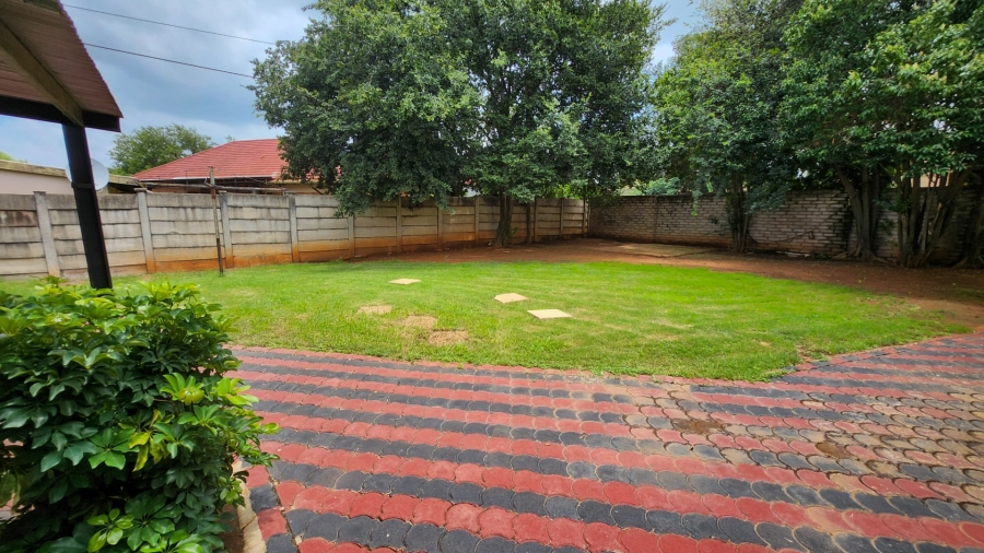 3 Bedroom Property for Sale in Stilfontein North West